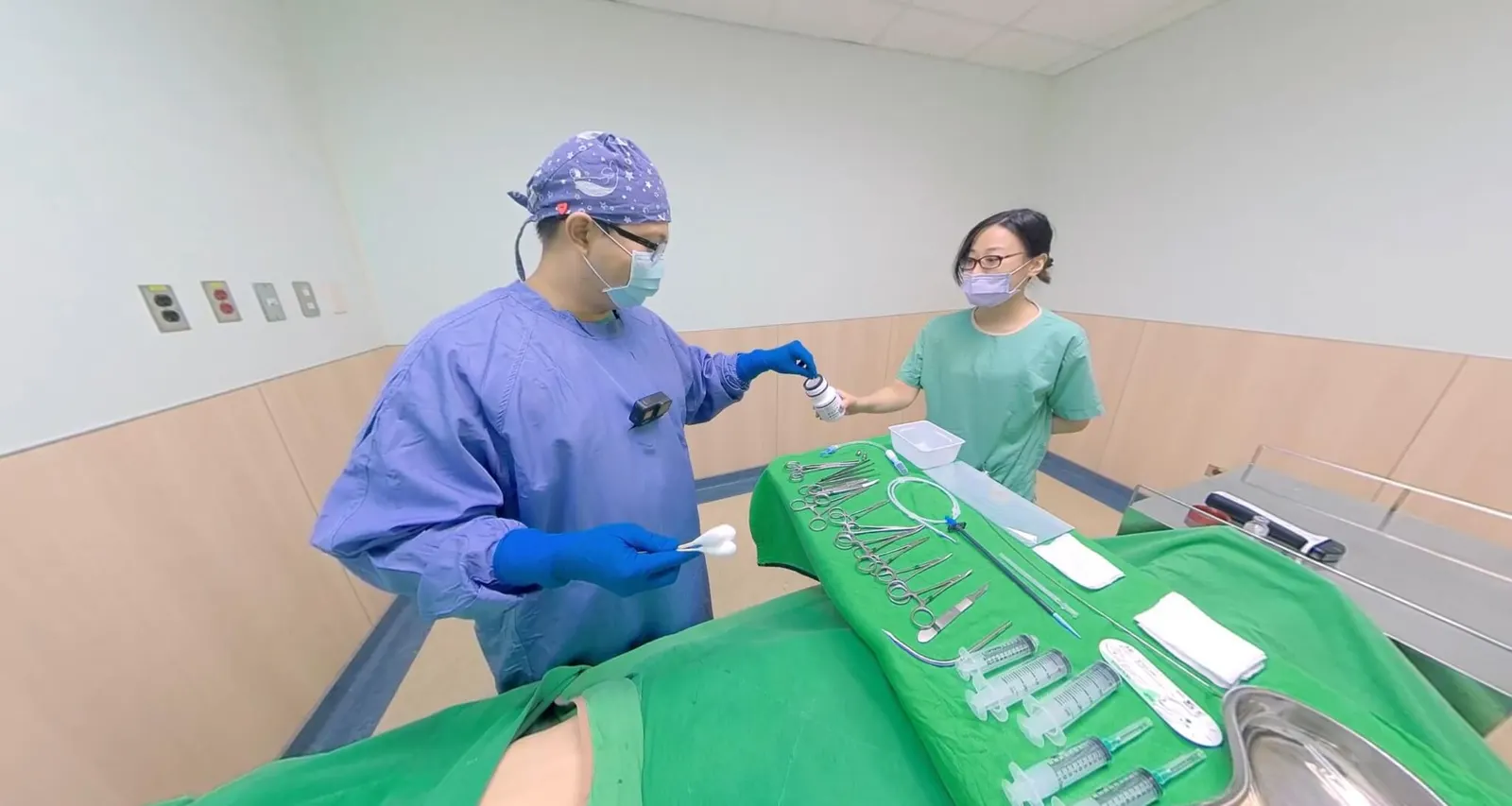 腹膜透析導管-經皮植管 手術 互動式VR VR虛擬實境教材 XR教材應用